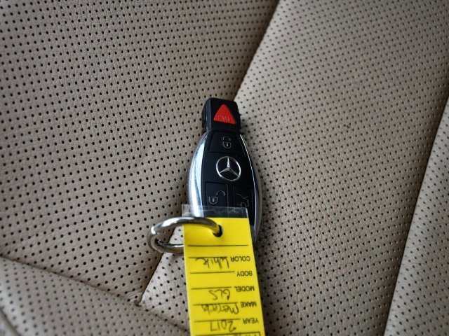 Used 2017 Mercedes-Benz GLS 550 4MATIC image 14