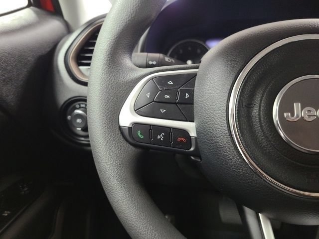 Used 2023 Jeep Renegade Latitude AWD/4WD image 23