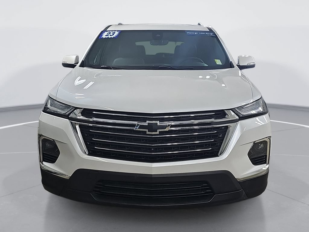 Used 2023 Chevrolet Traverse LT w/ LT Premium Package AWD/4WD image 10