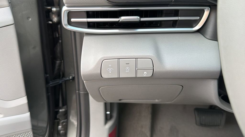 New 2026 Hyundai Elantra SE image 30