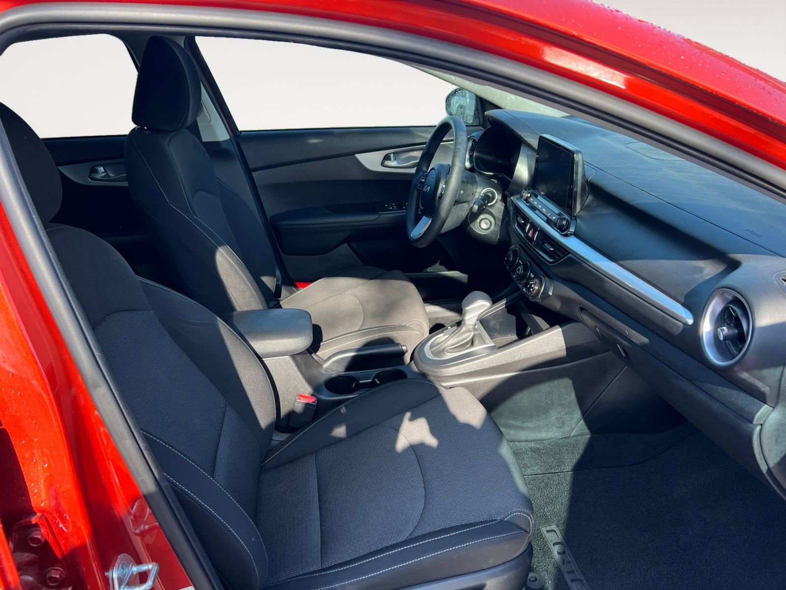 Used 2023 Kia Forte LXS FWD image 15