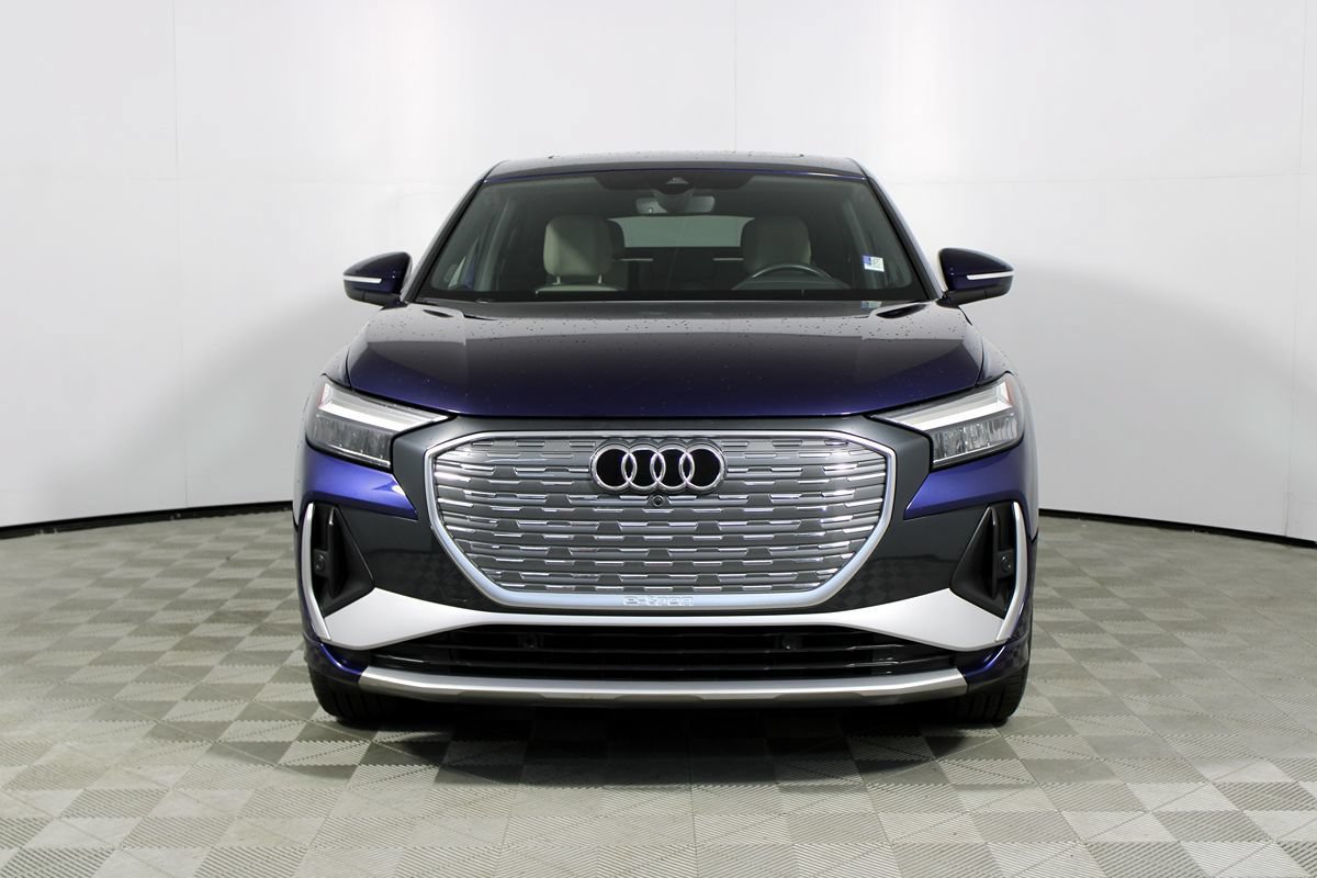 Used 2025 Audi Q4 e-tron Premium Plus w/ Premium Plus AWD/4WD image 31