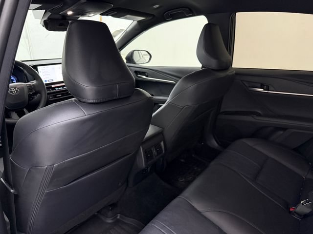 Used 2026 Toyota Camry XSE FWD image 31
