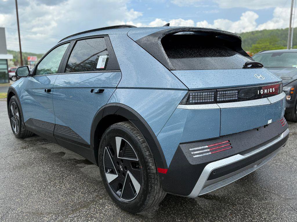 New 2026 Hyundai Ioniq 5 SEL image 3