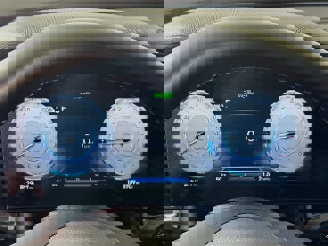 Used 2023 Hyundai Elantra Limited image 12