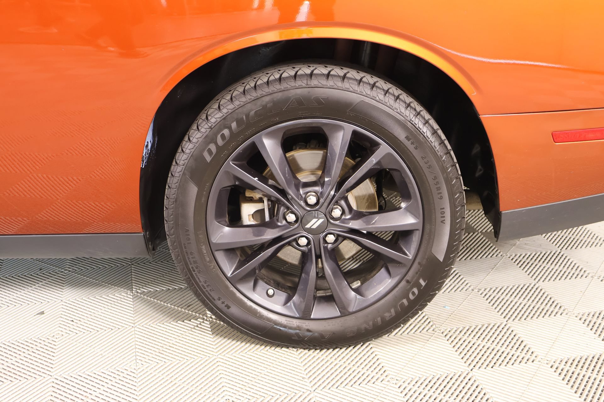 Used 2023 Dodge Challenger SXT w/ Blacktop Package AWD/4WD image 17
