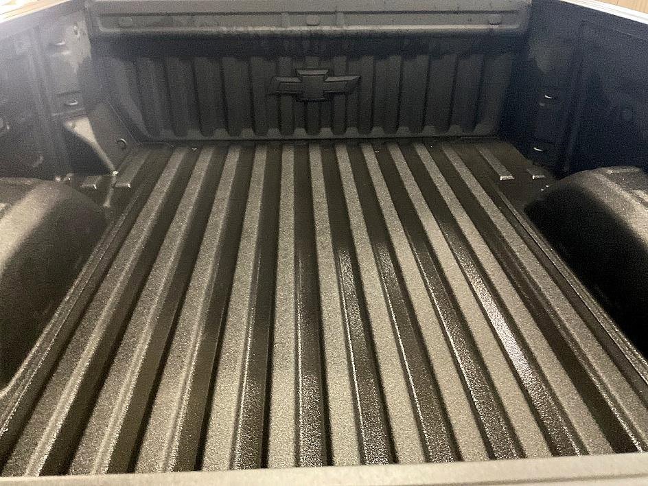 Used 2022 Chevrolet Silverado 1500 Custom image 15