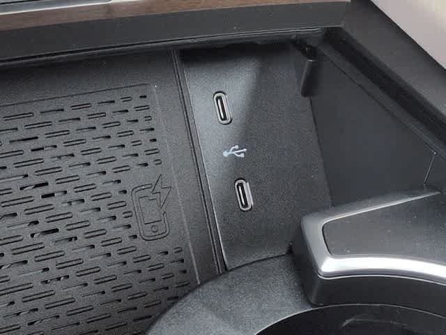 New 2026 Mercedes-Benz GLS 580 4MATIC image 32