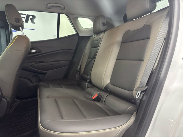 Used 2025 Chevrolet Trax ACTIV w/ Driver Confidence Package FWD image 9