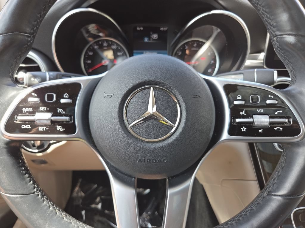 Used 2020 Mercedes-Benz GLC 300 4MATIC image 30