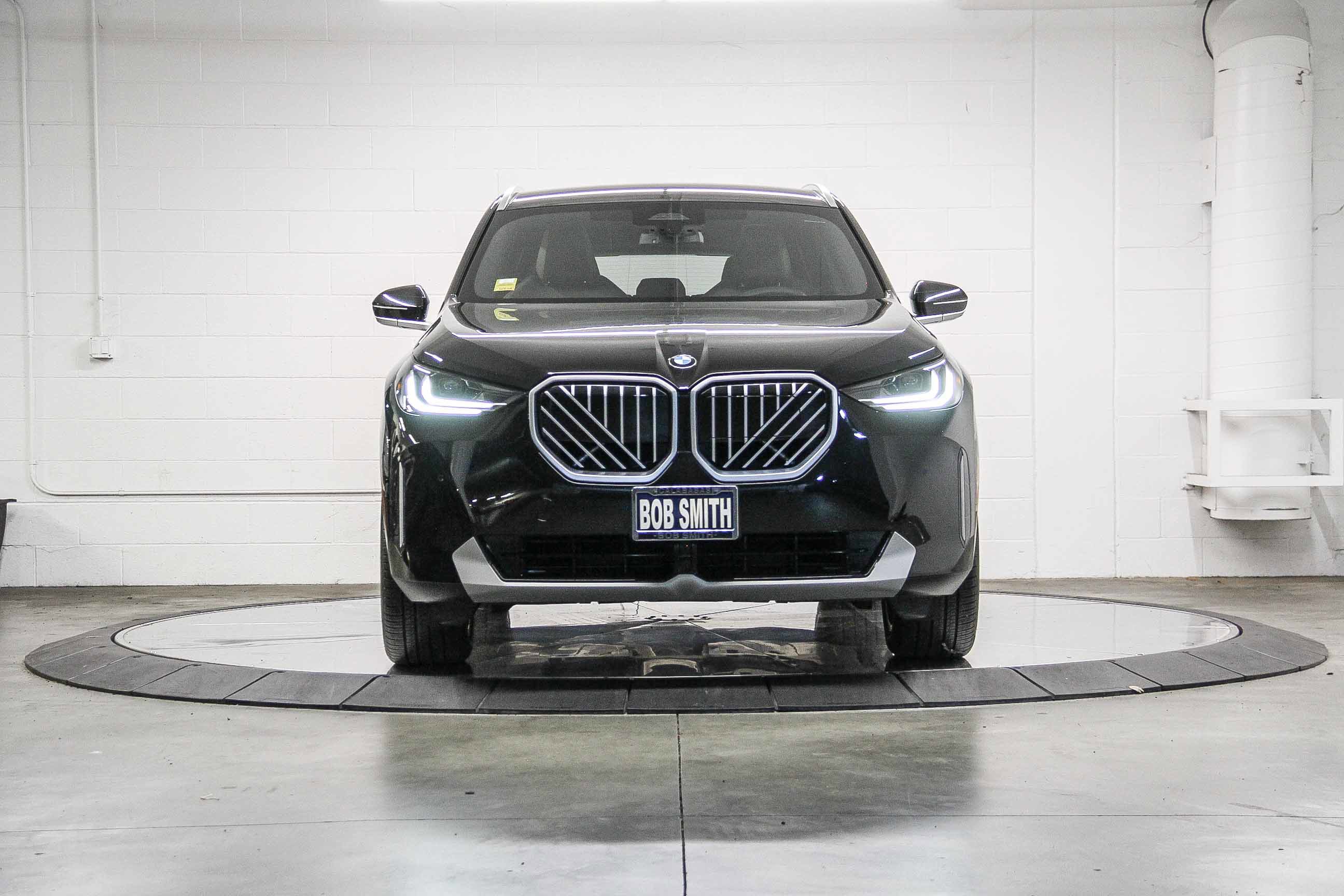 Used 2025 BMW X3 xDrive30i image 2