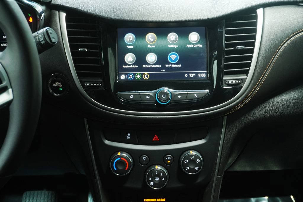 Used 2018 Chevrolet Trax LT w/ Driver Confidence Package FWD image 17