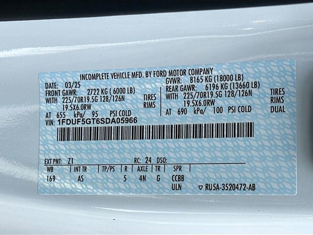 New 2025 Ford F550 2WD Regular Cab Super Duty image 17