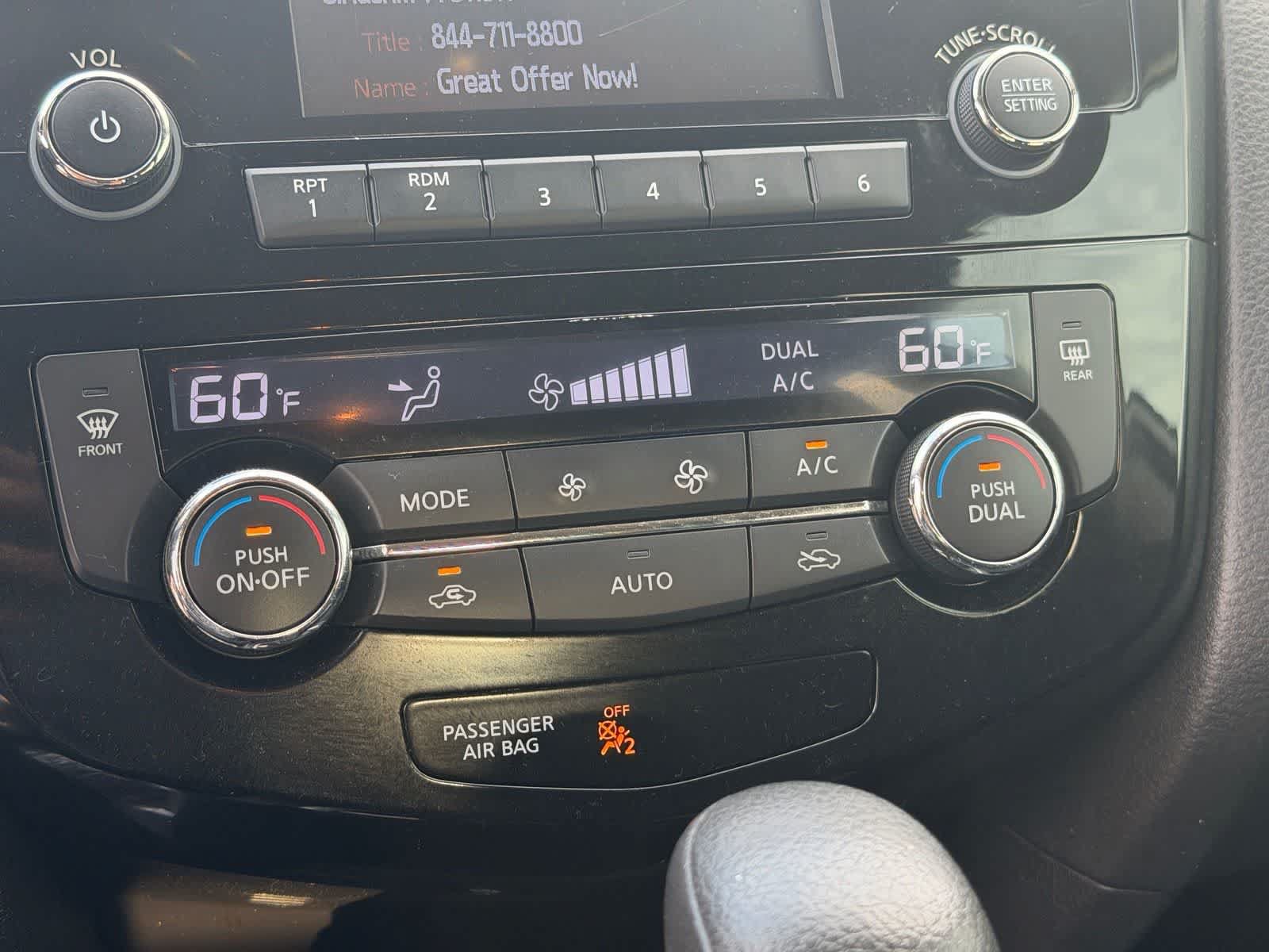 Used 2014 Nissan Rogue SV FWD image 23
