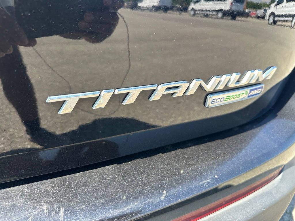 Used 2018 Ford Edge Titanium AWD/4WD image 9