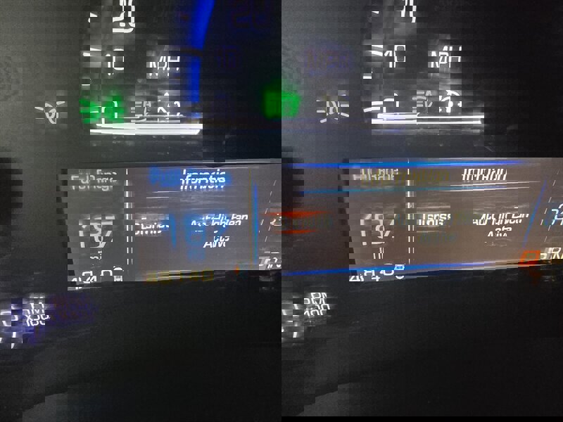 Used 2014 Cadillac XTS Luxury w/ Driver Awareness Package FWD image 21