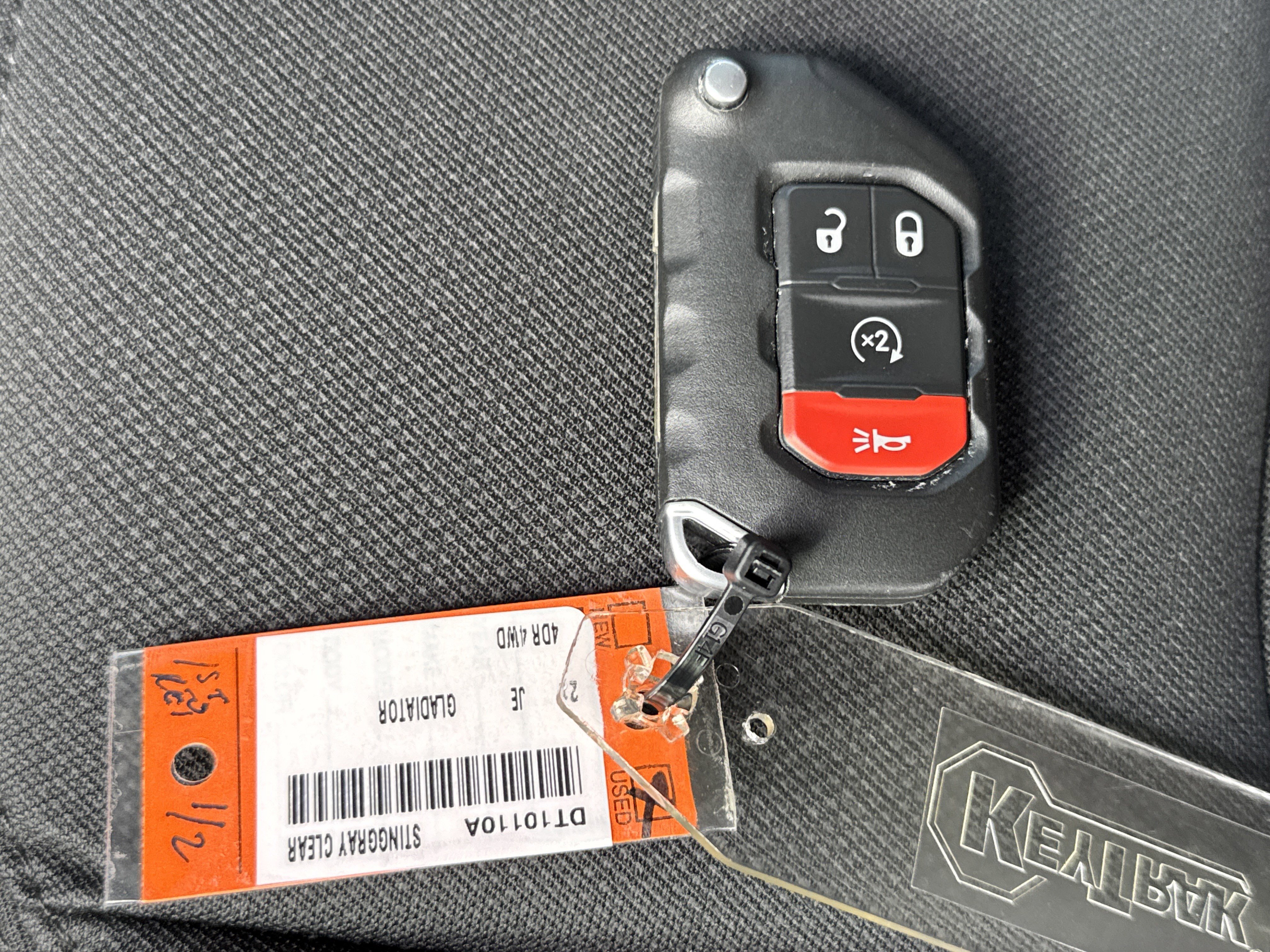 Used 2021 Jeep Gladiator Sport image 35