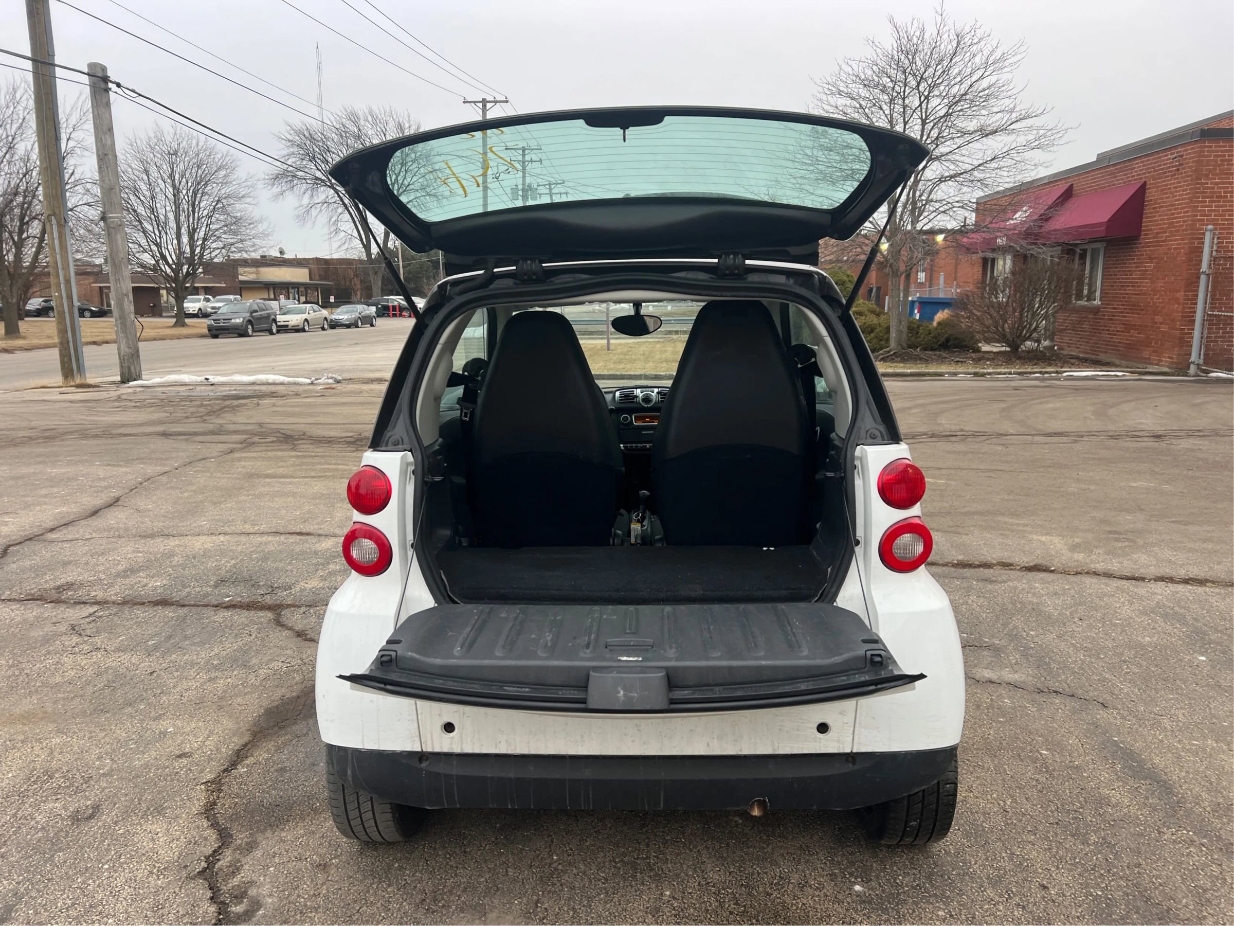 Used 2012 smart fortwo passion image 15