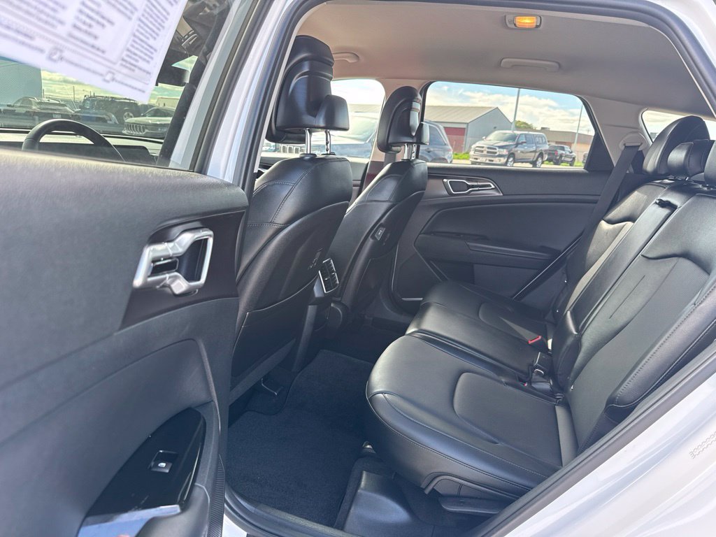 Used 2023 Kia Sportage EX FWD image 23