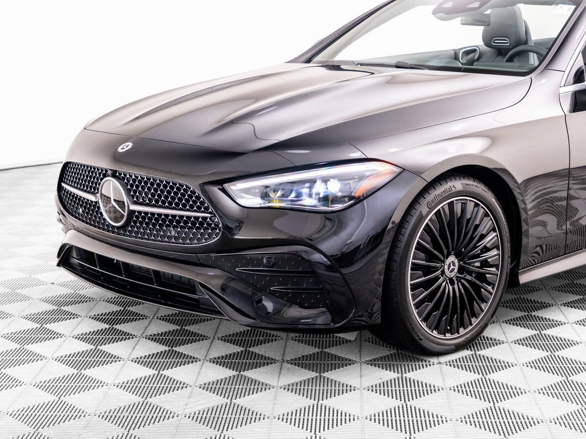 Used 2027 Mercedes-Benz CLE 450 4MATIC Cabriolet image 38