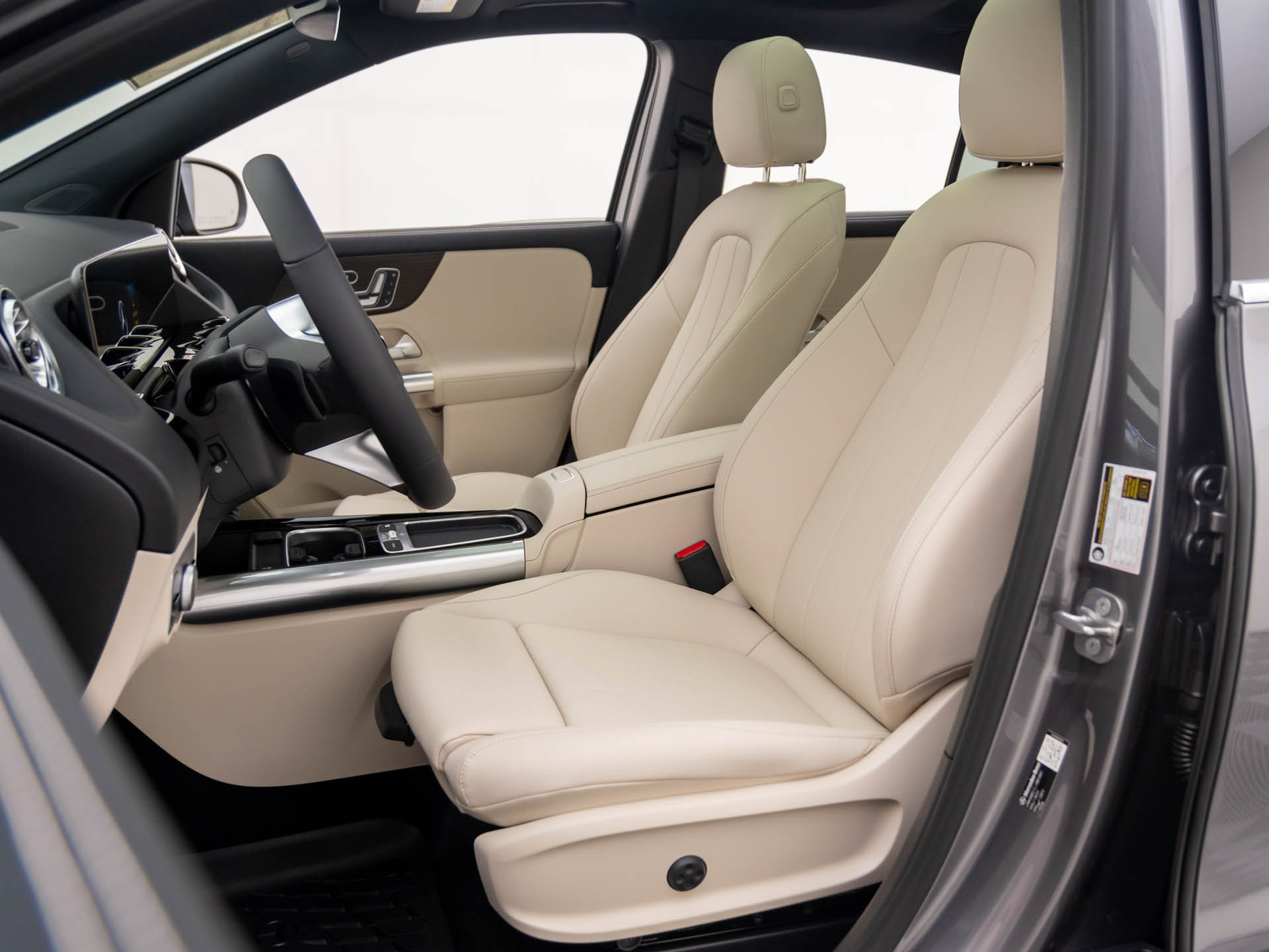 New 2026 Mercedes-Benz GLA 250 4MATIC image 17