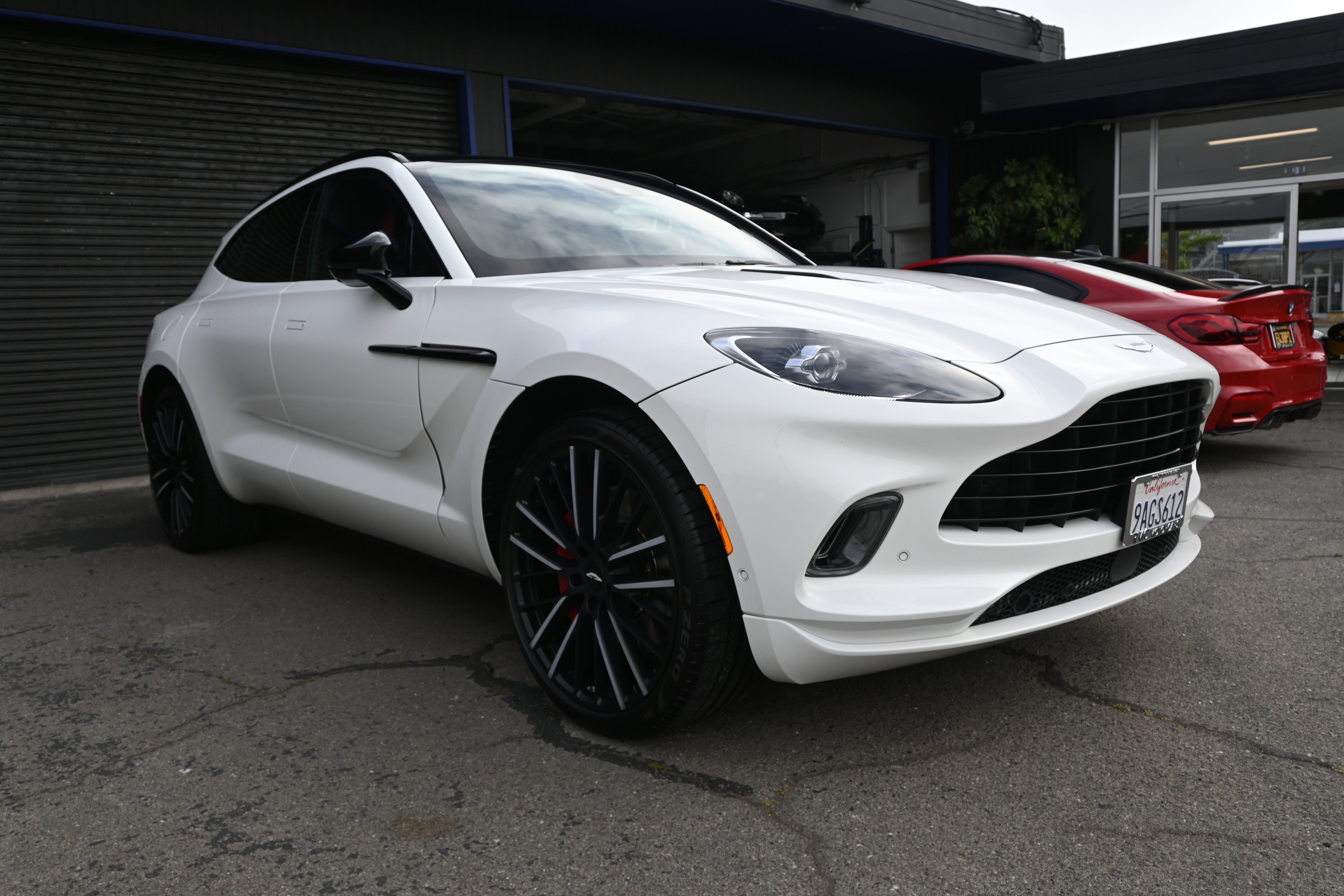Used 2022 Aston Martin DBX AWD/4WD image 7
