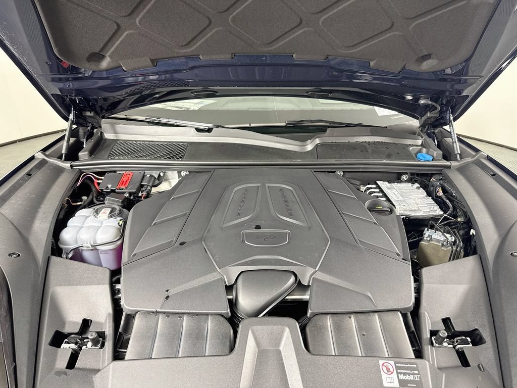 New 2026 Porsche Cayenne AWD/4WD image 29