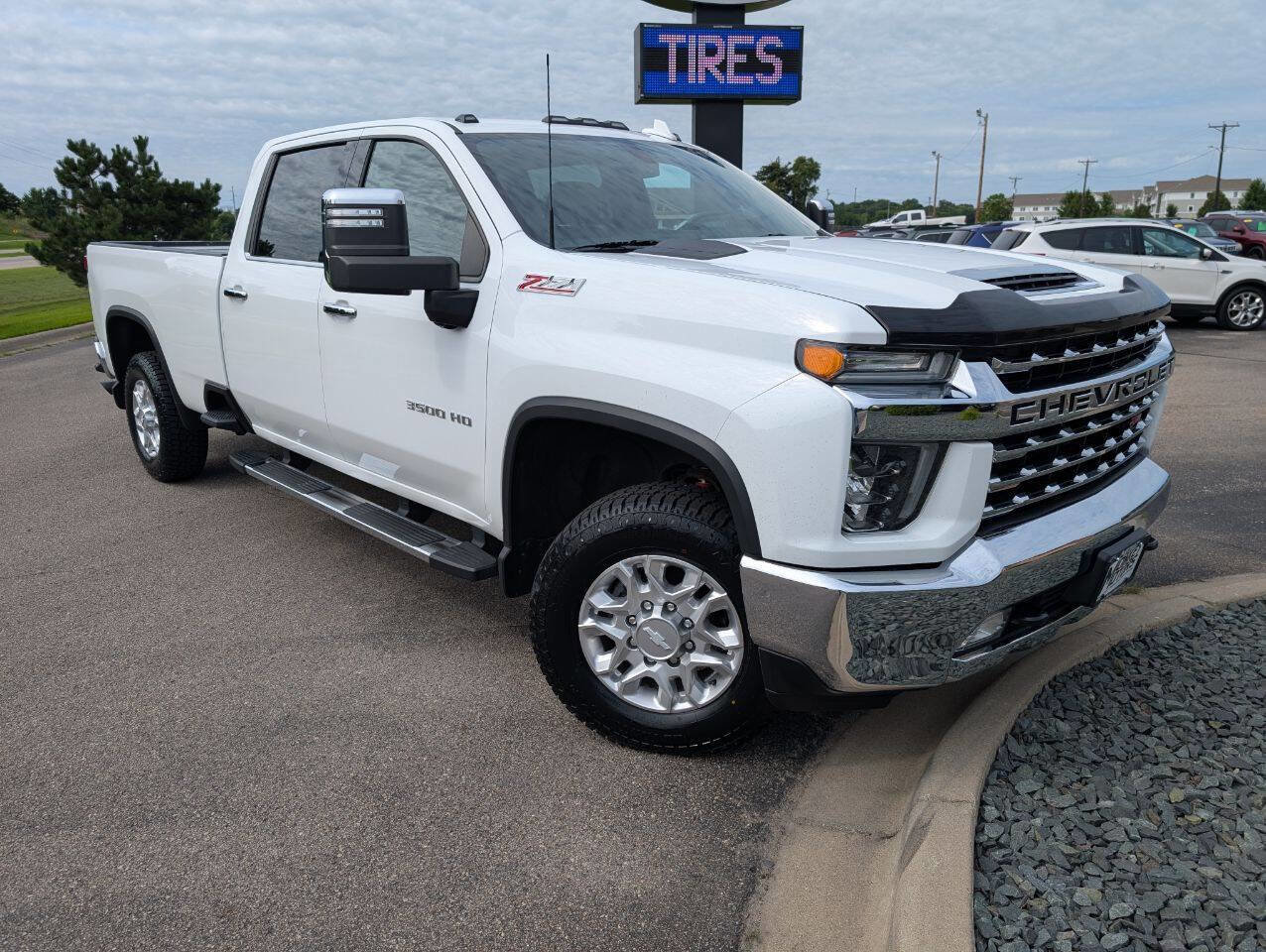 Used 2020 Chevrolet Silverado 3500 LTZ w/ LTZ Convenience Package image 3