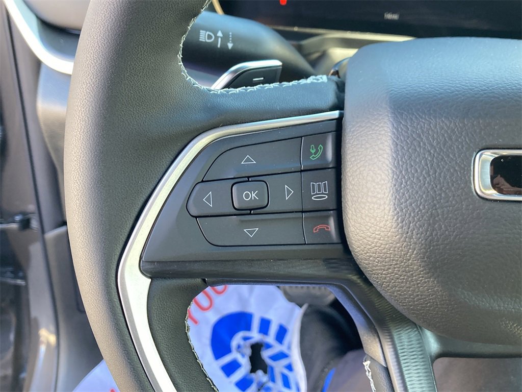 New 2025 Jeep Grand Cherokee L Altitude image 21