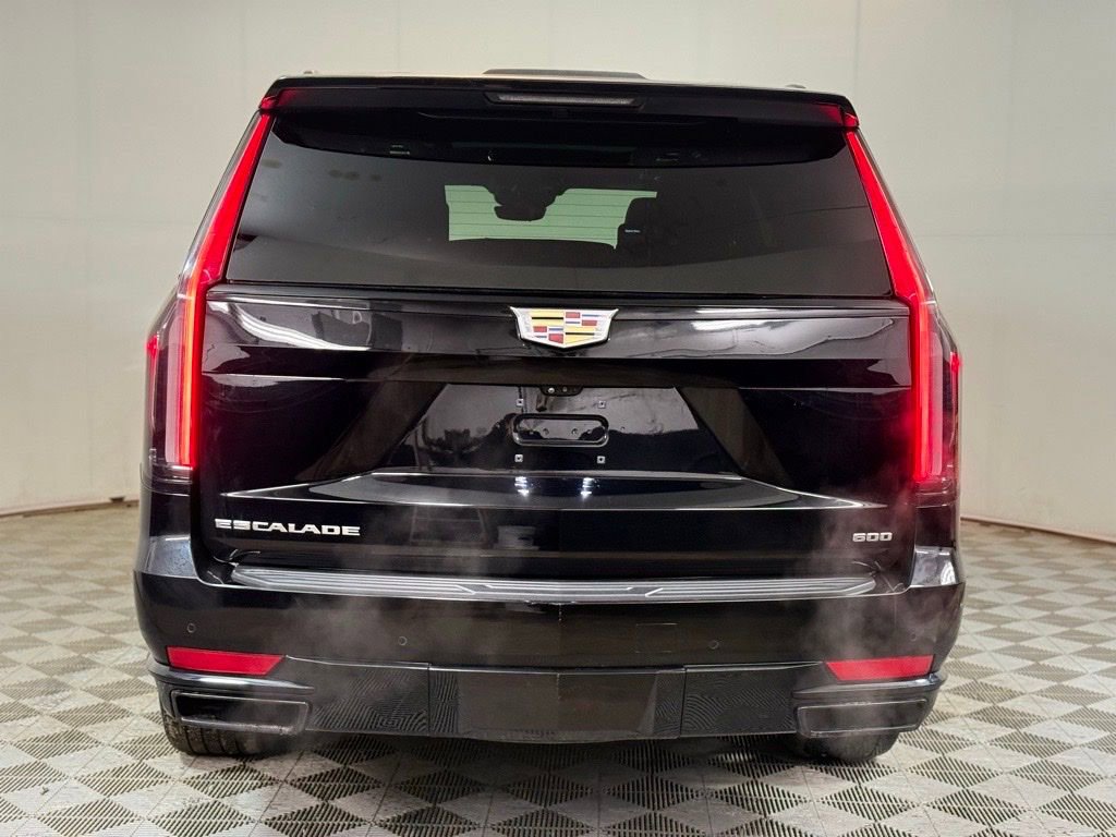 Used 2023 Cadillac Escalade Sport Platinum AWD/4WD image 5