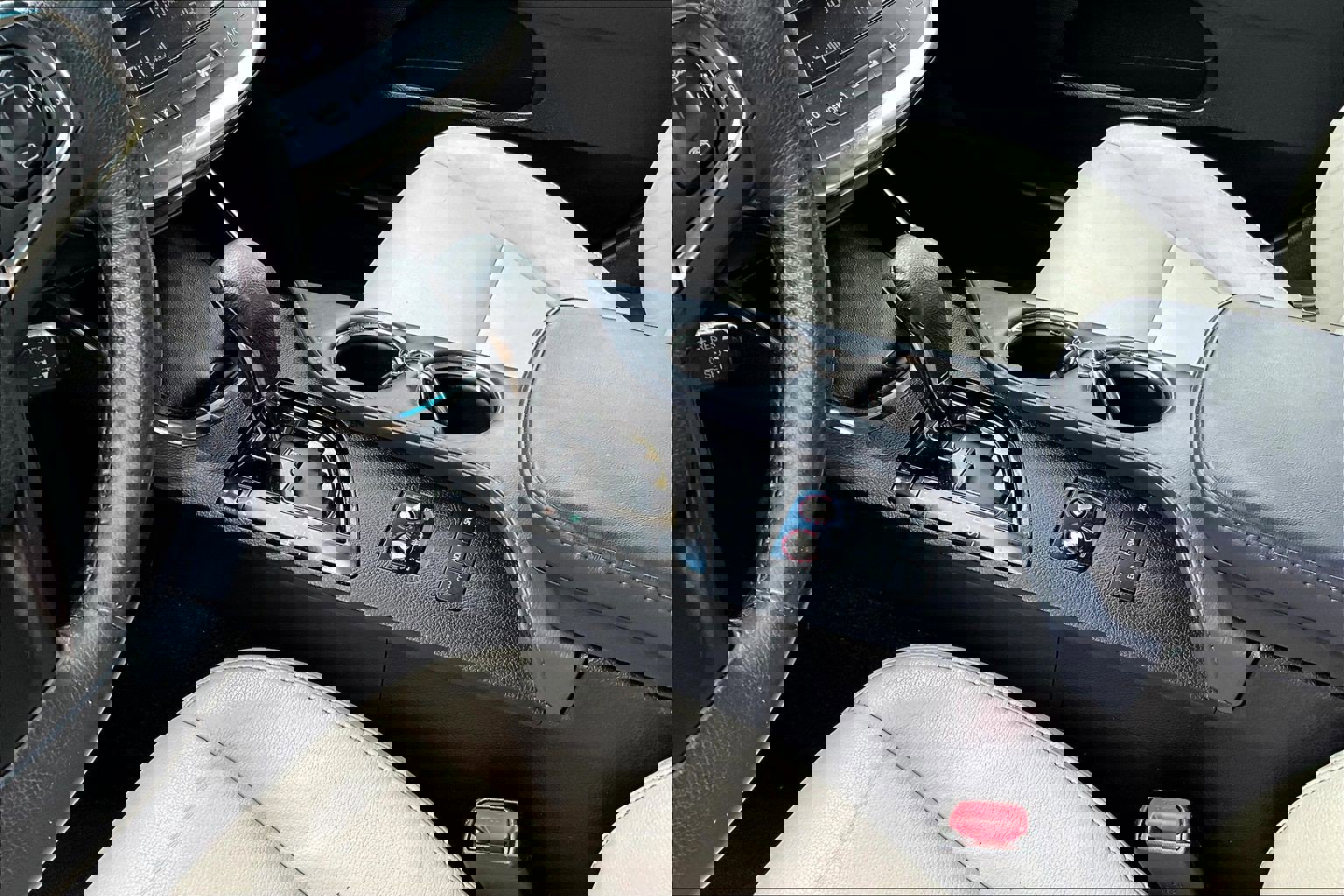 Used 2015 Toyota Avalon XLE image 10