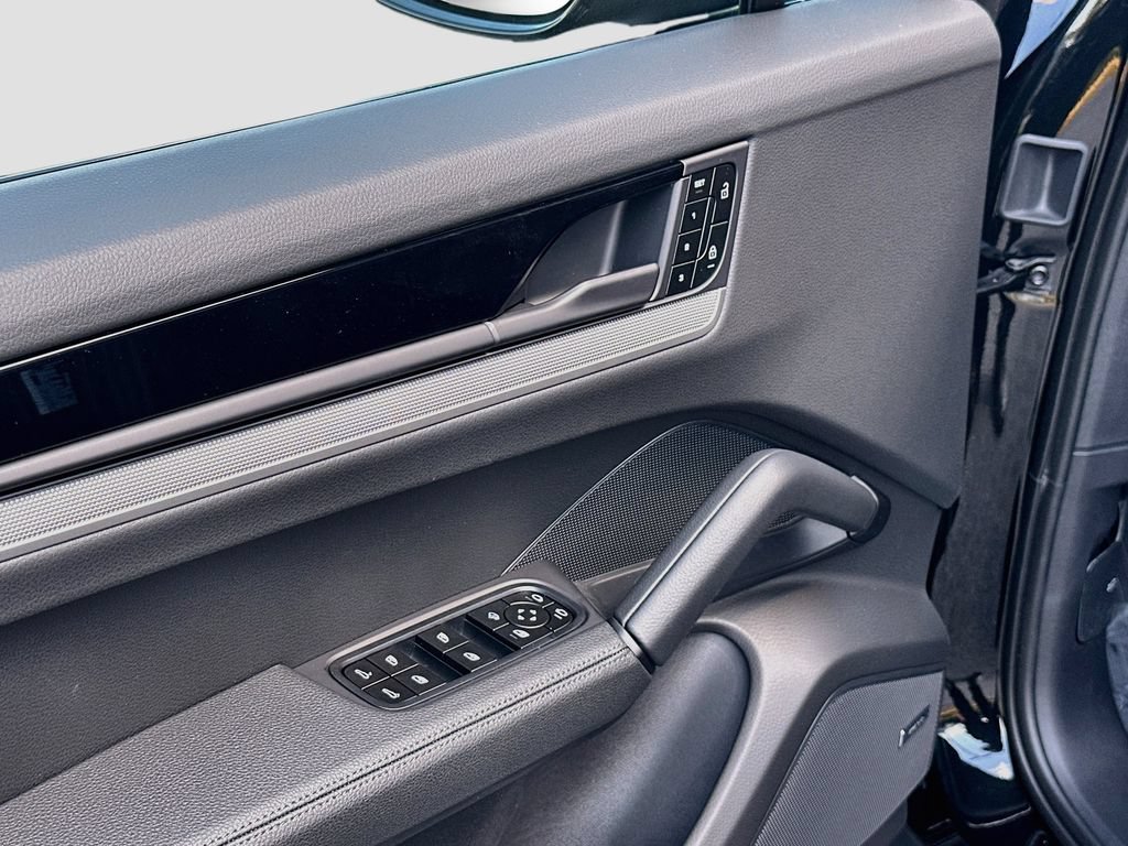 New 2026 Porsche Cayenne S AWD/4WD image 20