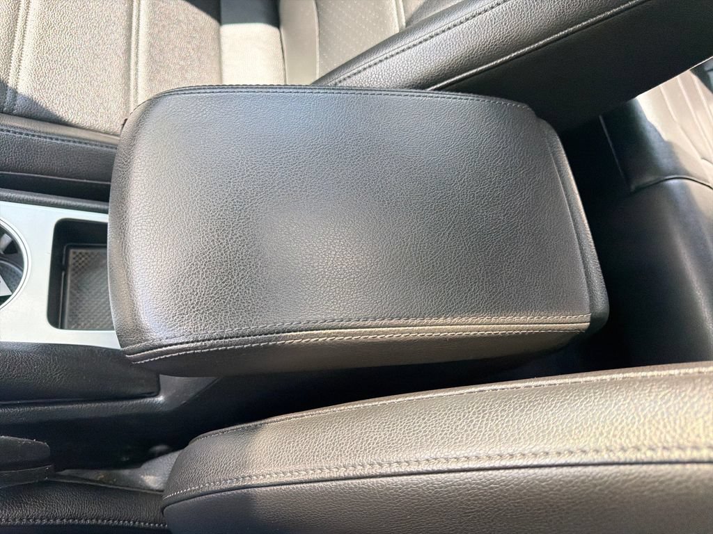 Used 2019 Volkswagen Passat 2.0T Wolfsburg FWD image 18