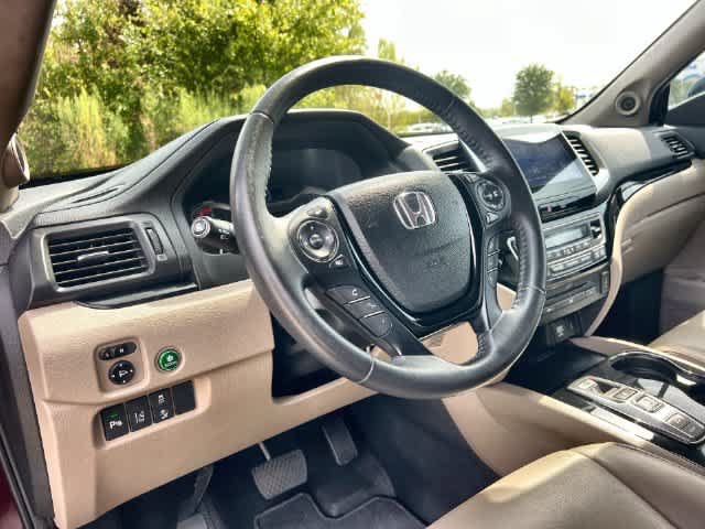 Used 2017 Honda Pilot Touring image 15