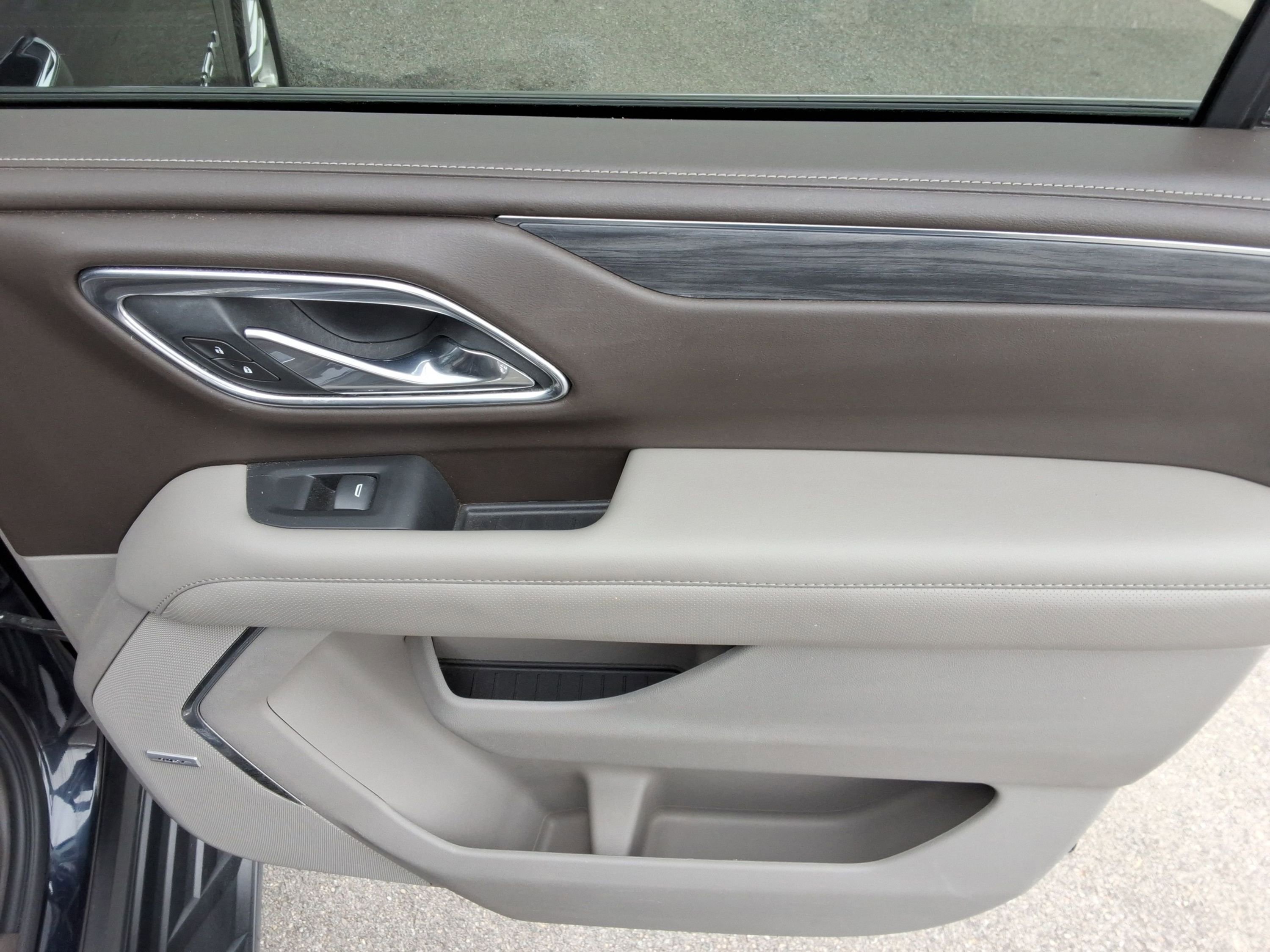 Used 2021 GMC Yukon XL SLT w/ SLT Luxury Plus Package image 27