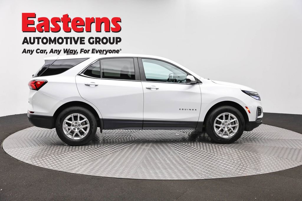 Used 2022 Chevrolet Equinox LT AWD/4WD image 4