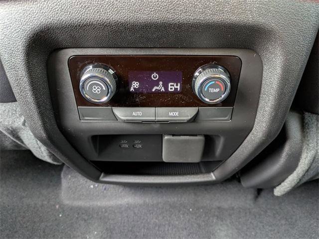 New 2026 Chevrolet Traverse Z71 w/ Driver Confidence Package image 25