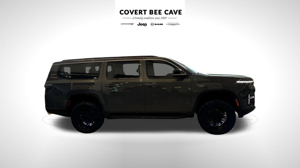 New 2026 Jeep Grand Wagoneer L 4WD image 8