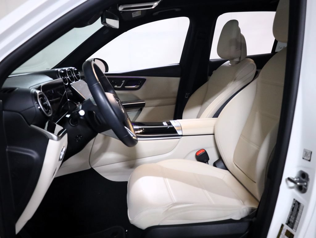 Certified 2024 Mercedes-Benz GLC 300 4MATIC image 32