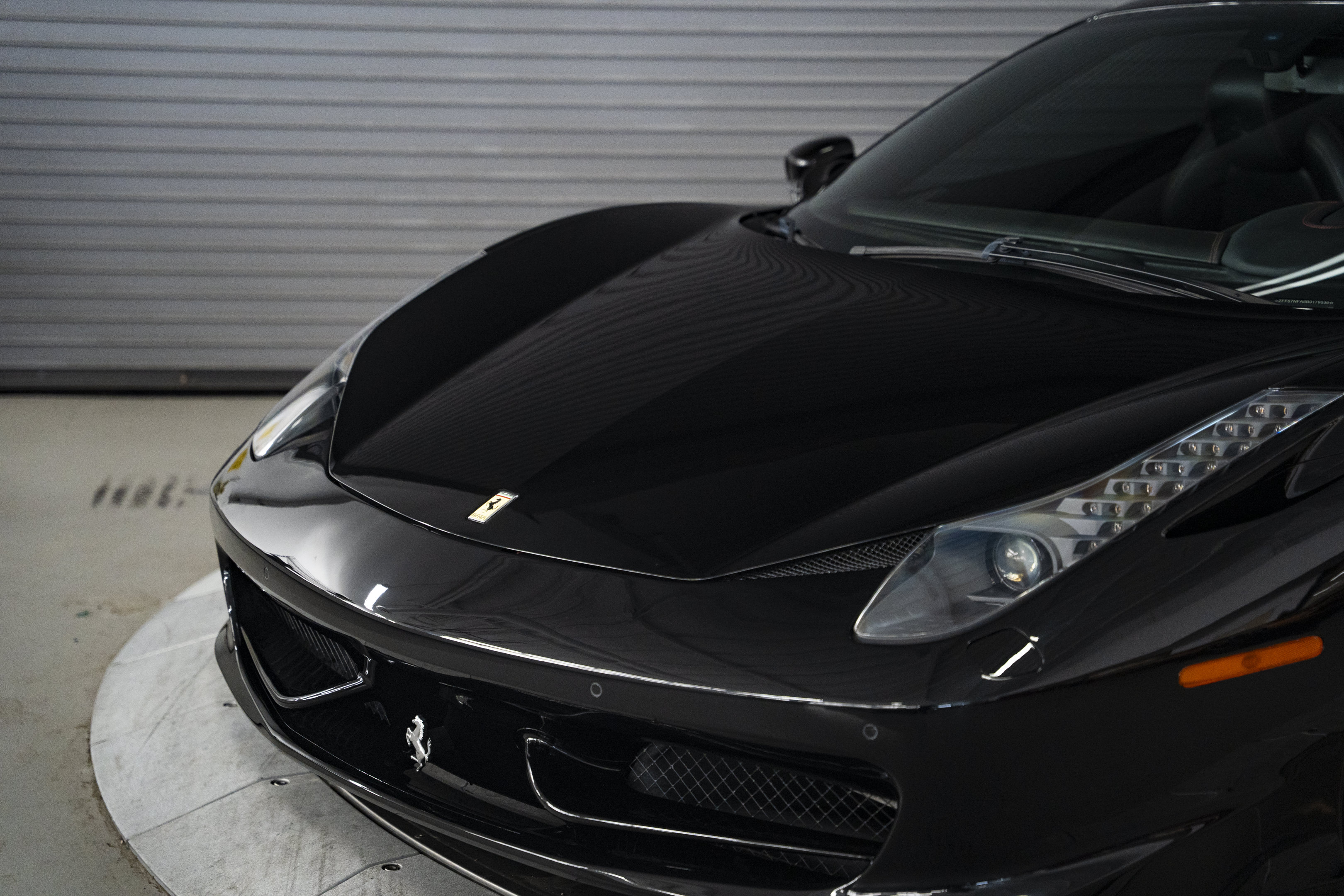 Used 2011 Ferrari 458 Italia Coupe RWD image 10