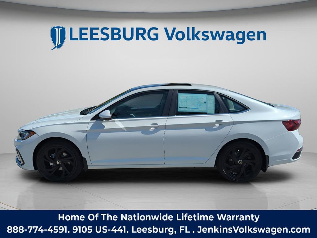 New 2026 Volkswagen Jetta SE image 11