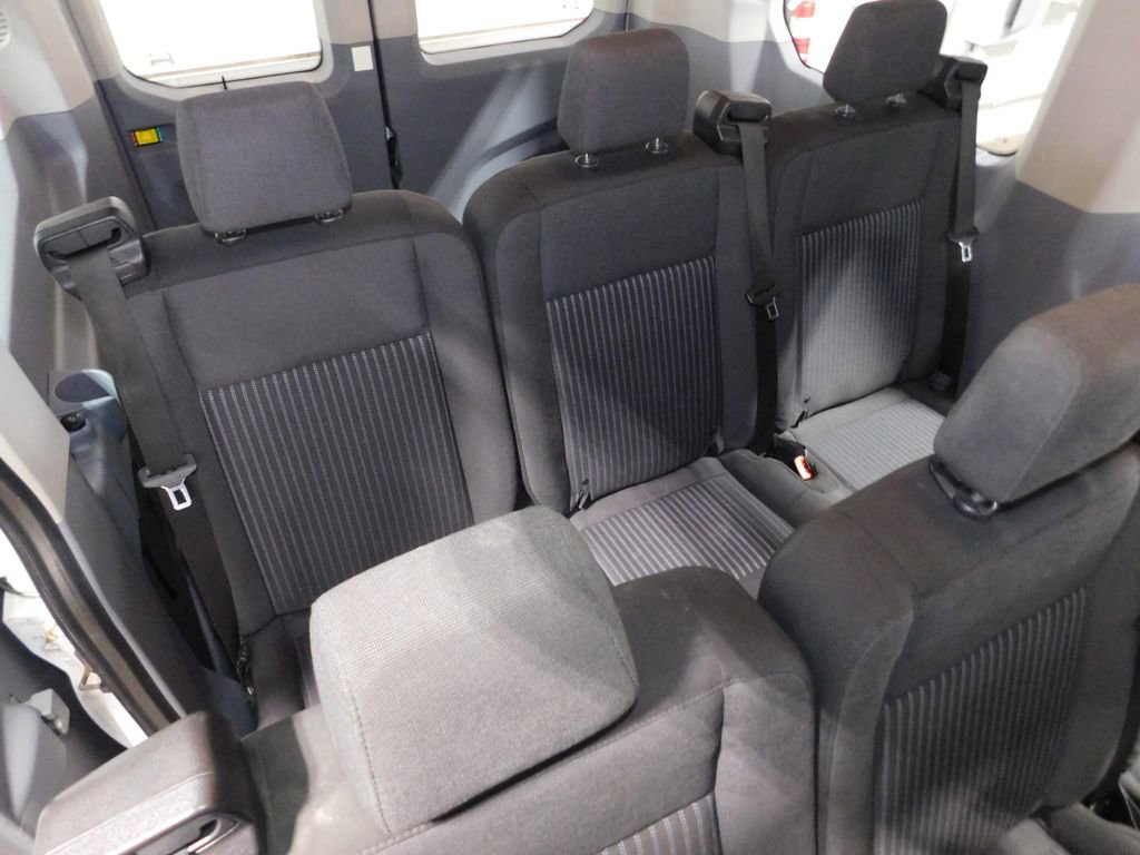 Used 2018 Ford Transit 150 XLT image 28