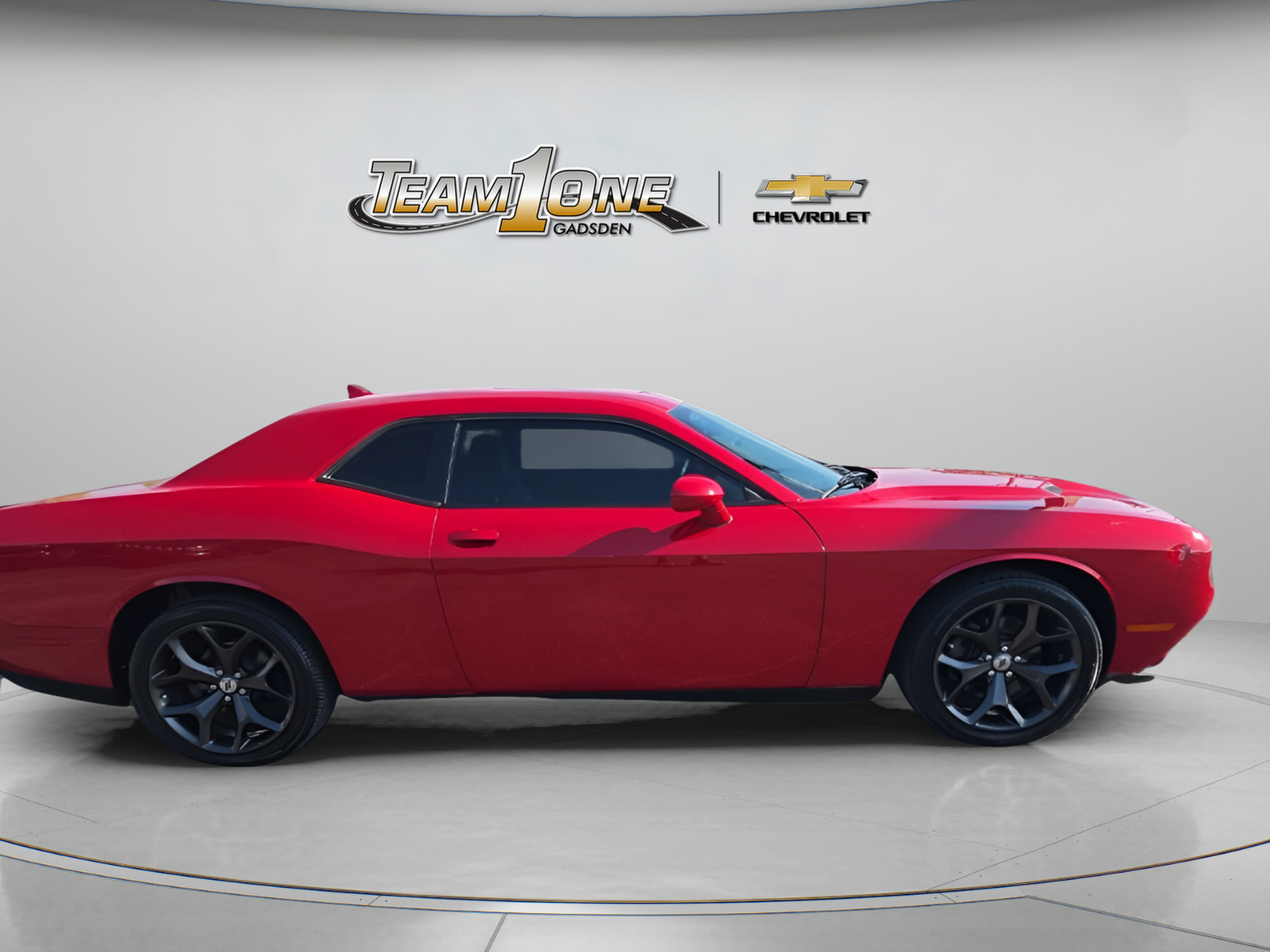 Used 2017 Dodge Challenger SXT Plus RWD image 9