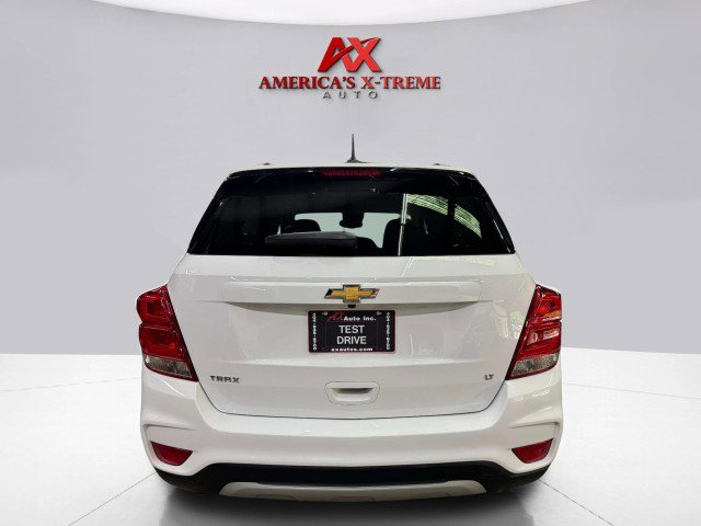 Used 2020 Chevrolet Trax LT w/ LT Convenience Package image 5