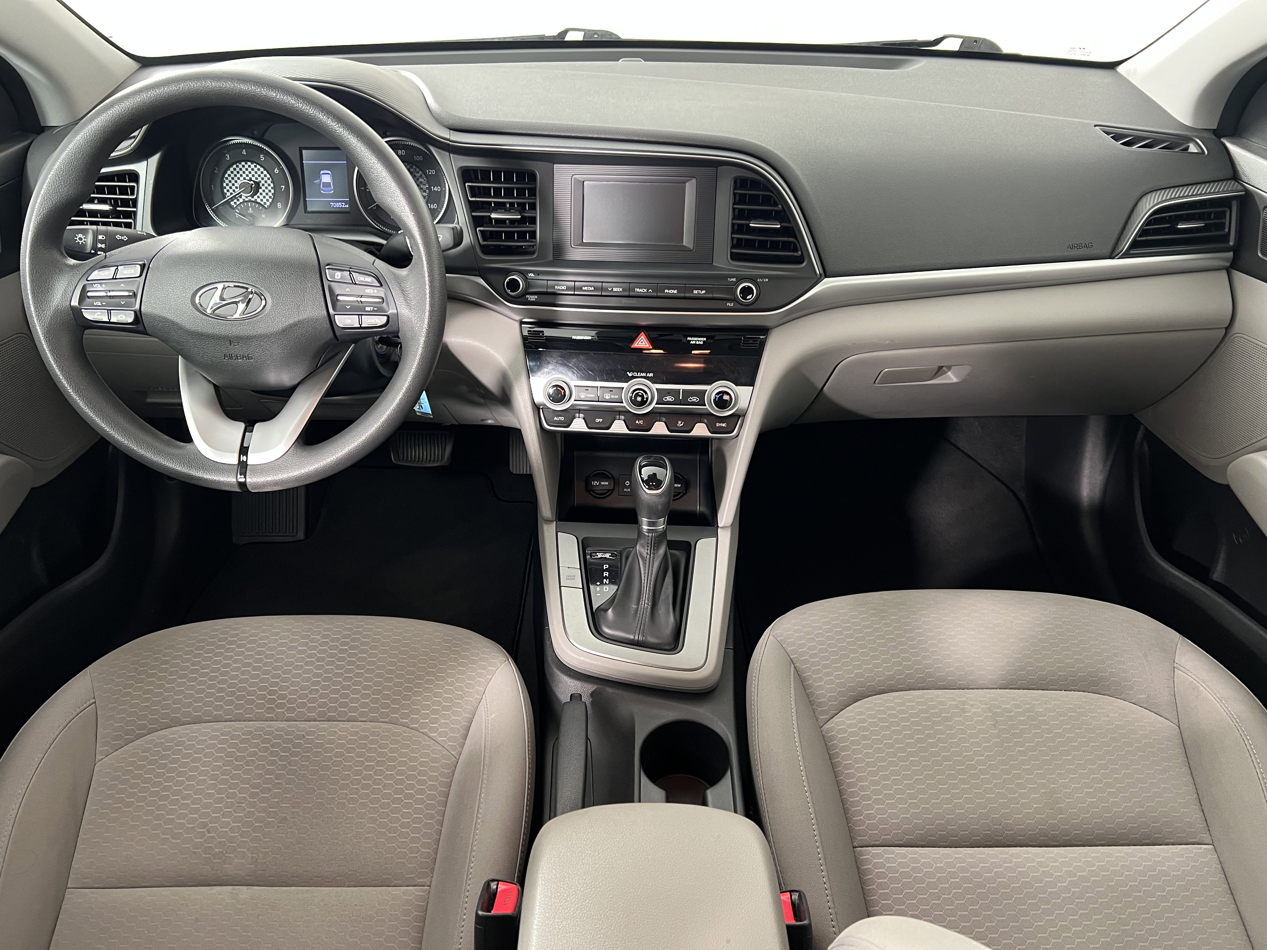 Used 2020 Hyundai Elantra SE FWD image 21