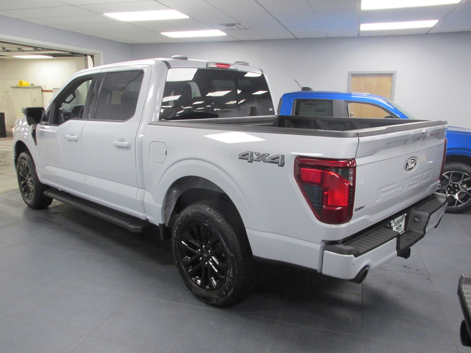 New 2025 Ford F150 XLT w/ Equipment Group 303A High image 6