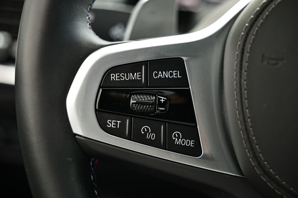 Certified 2026 BMW X5 M60i w/ Parking Assistance Package AWD/4WD image 34