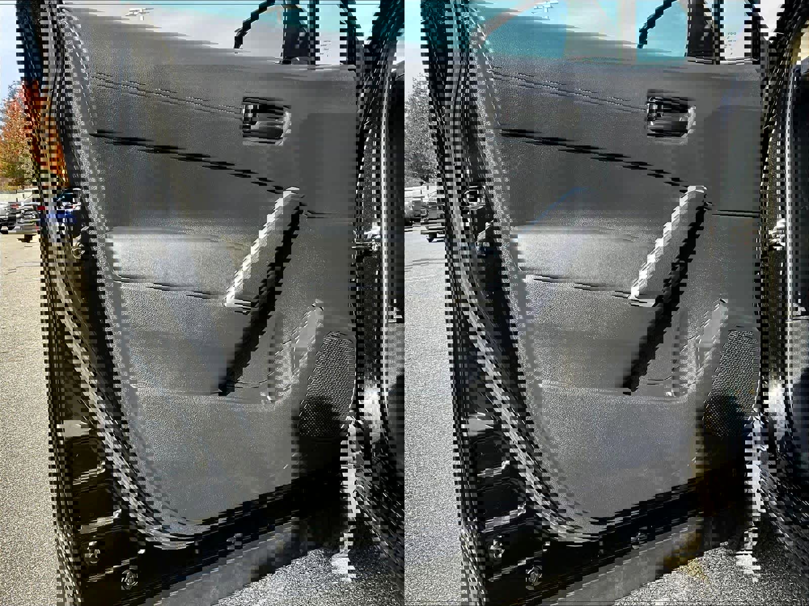 Used 2023 Toyota Corolla Cross LE image 9