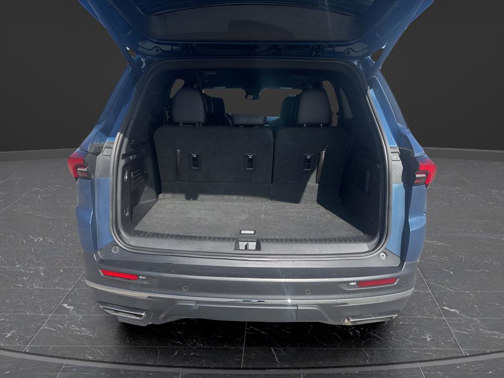 Used 2025 Buick Enclave Preferred image 8