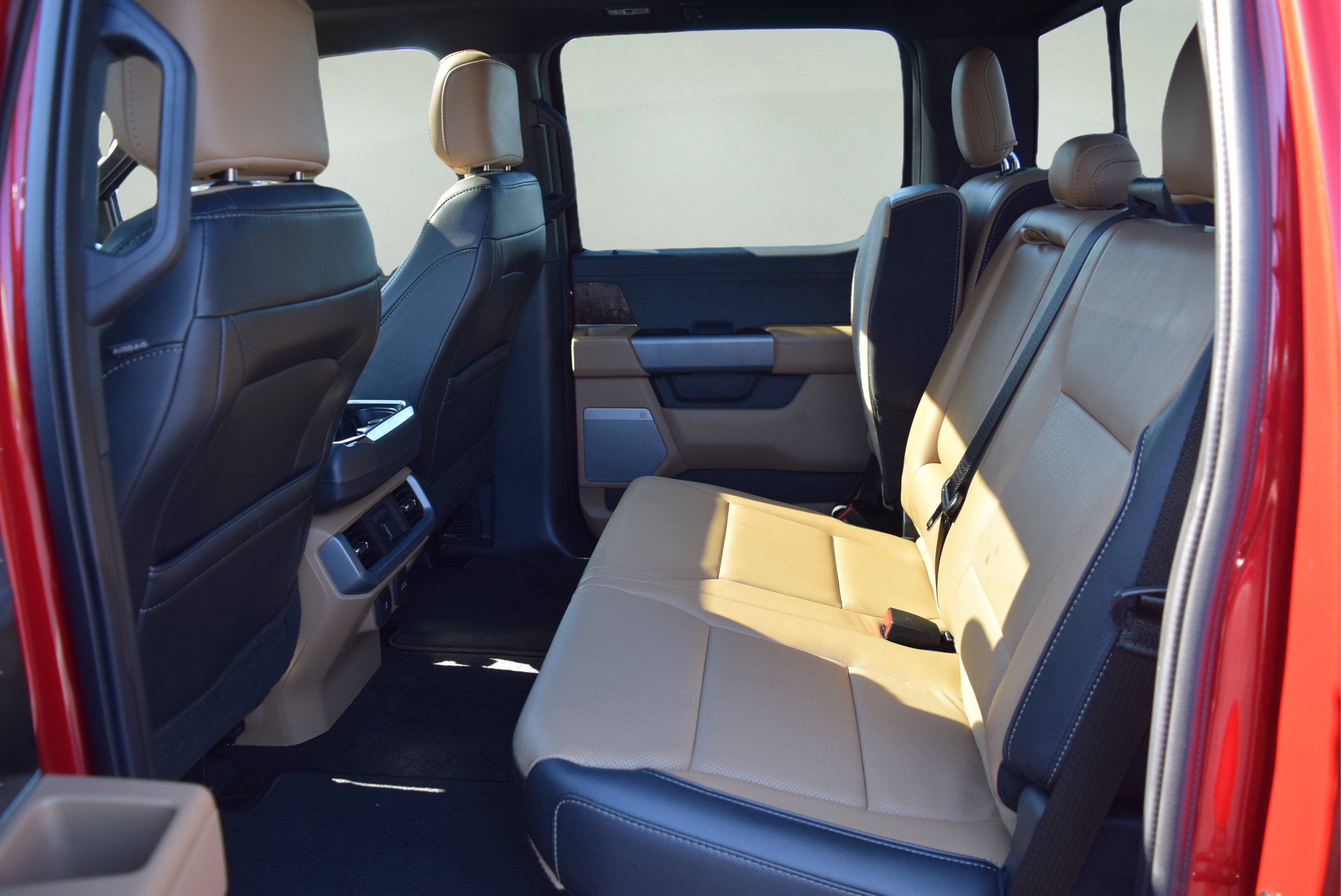 Used 2021 Ford F150 Lariat w/ Equipment Group 502A High AWD/4WD image 9